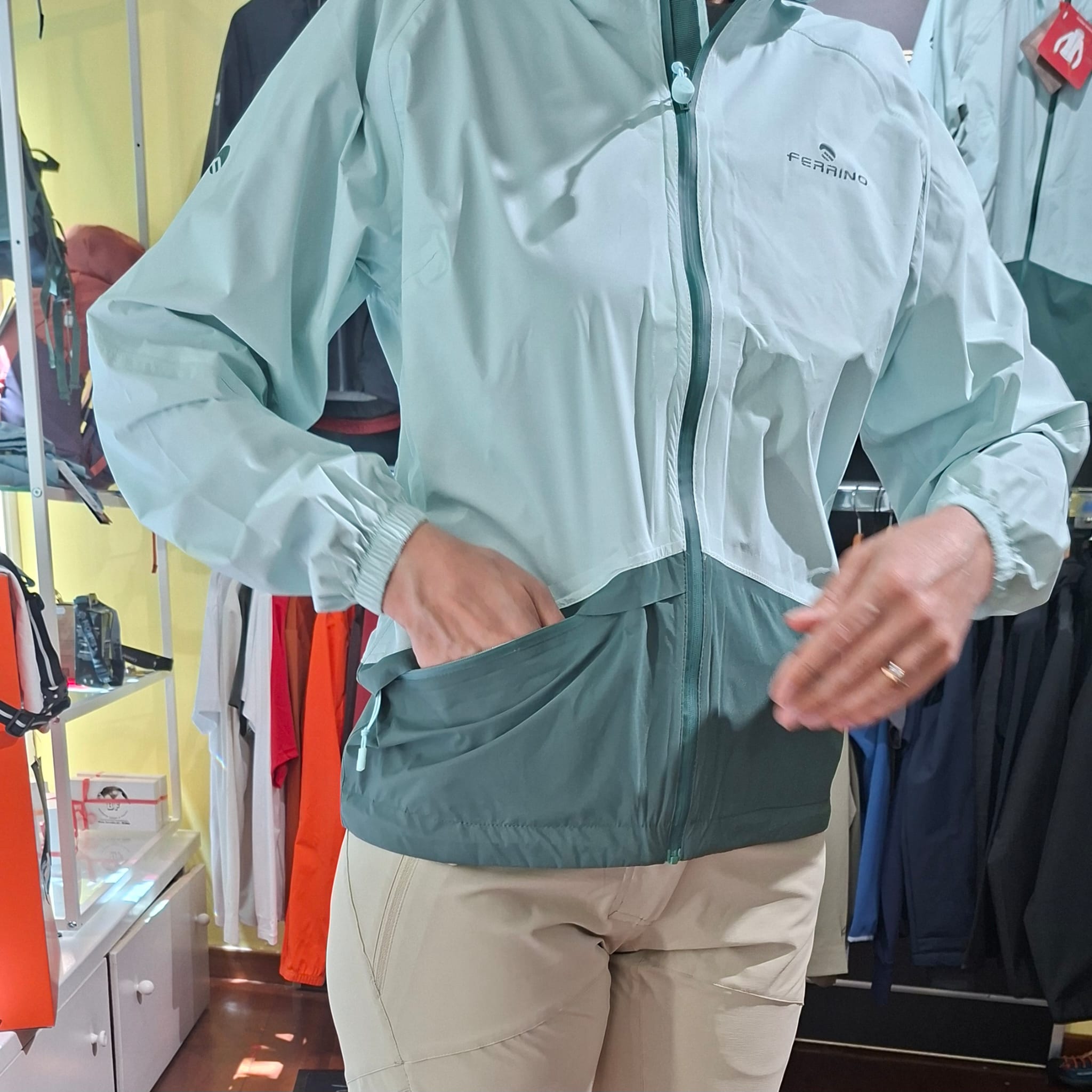 KUNENE JACKET WOMAN - FERRINO - BF Mountain Shop